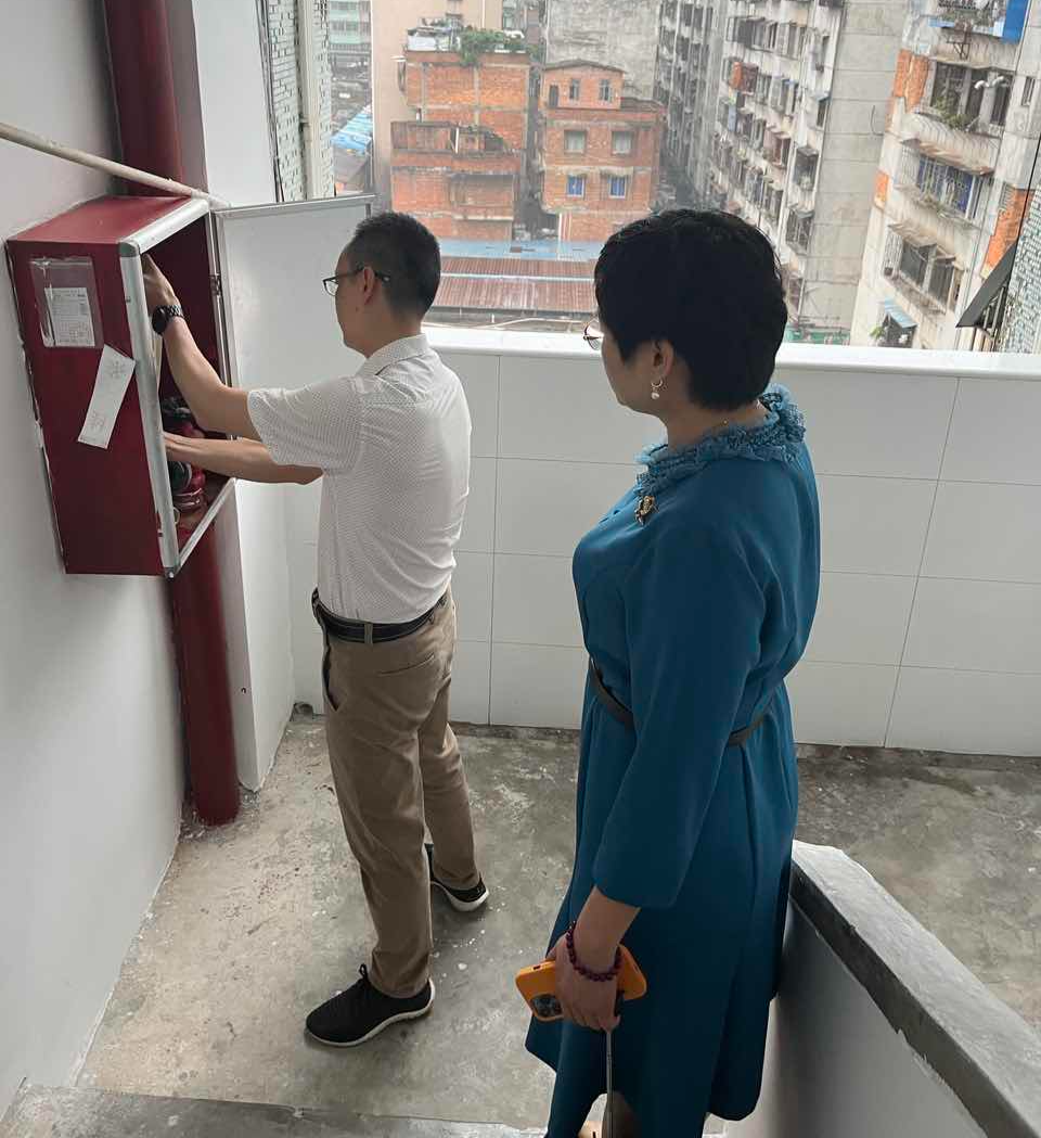 （信息公開(kāi)20230421清城區(qū)住建局領(lǐng)導(dǎo)前往朱圍大街公租房開(kāi)展安全生產(chǎn)檢查工作-圖一.jpg